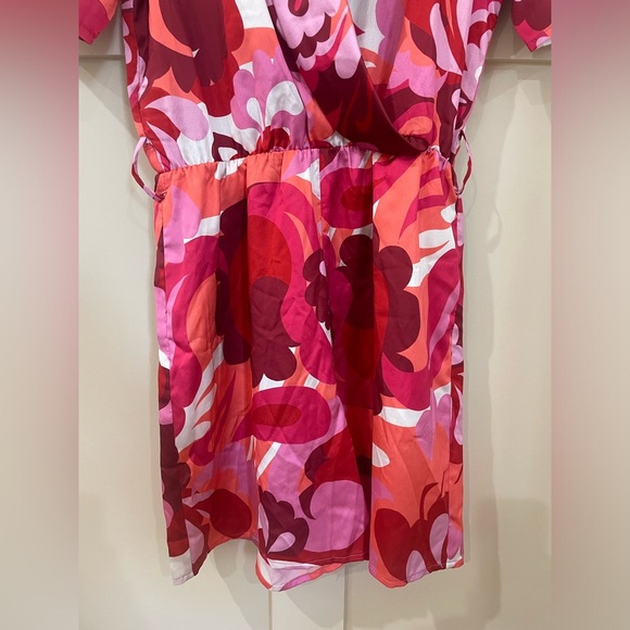 NWT Ciebon Pink Orange Floral Romper 70’s Pattern with Pockets Size Small - Picture 5 of 6